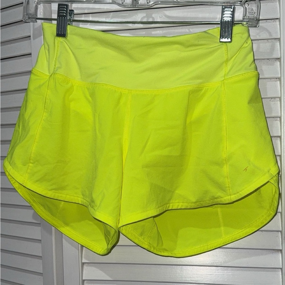 Lululemon Speed Up Mid-Rise Short 4" inseam size 2 Highlight Yellow - Picture 8 of 14